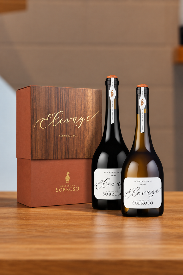 
Herdade do Sobroso Élevage Caixa Premium de 2 Tinto e Branco 2023